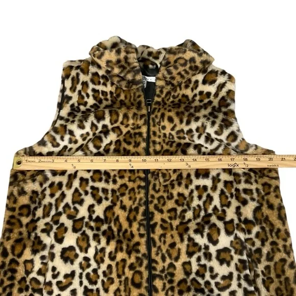Fever Faux Fur Leopard Print Zip Vest – Size M - Picture 6 of 8
